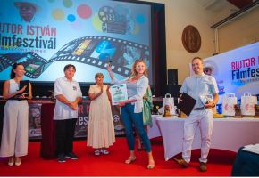 Glaser Kati rendezői díjat kapott a Bujtor-fesztiválon